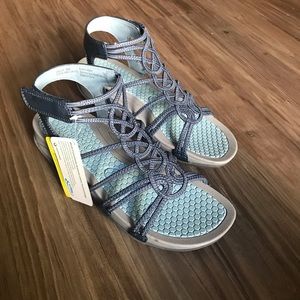 BareTraps Women’s Delly Sandal Navy